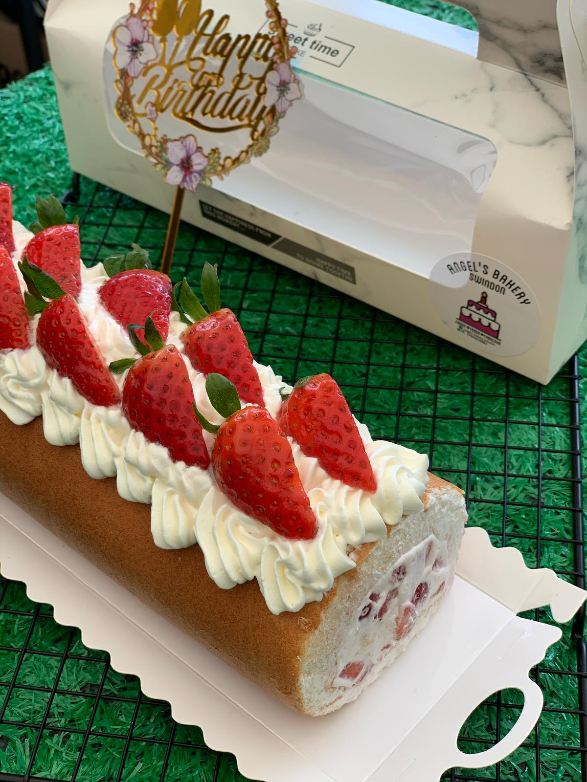 Swiss Roll with strawberries