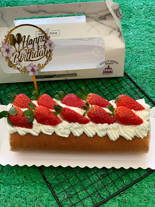 Swiss Roll with strawberries